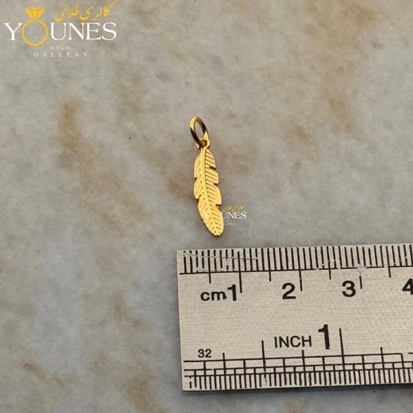 آویز طلا پر